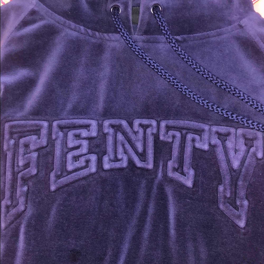 FENTY PUMA VELVET HOODIE SMALL